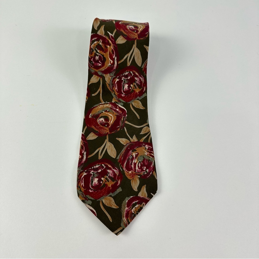 Mondo di Marco Red, Green, & Cream Floral Firenze Silk Tie Made in Italy